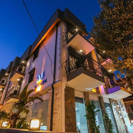 Отель Dali Boutique